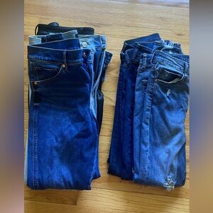 Women’s skinny jeans lot